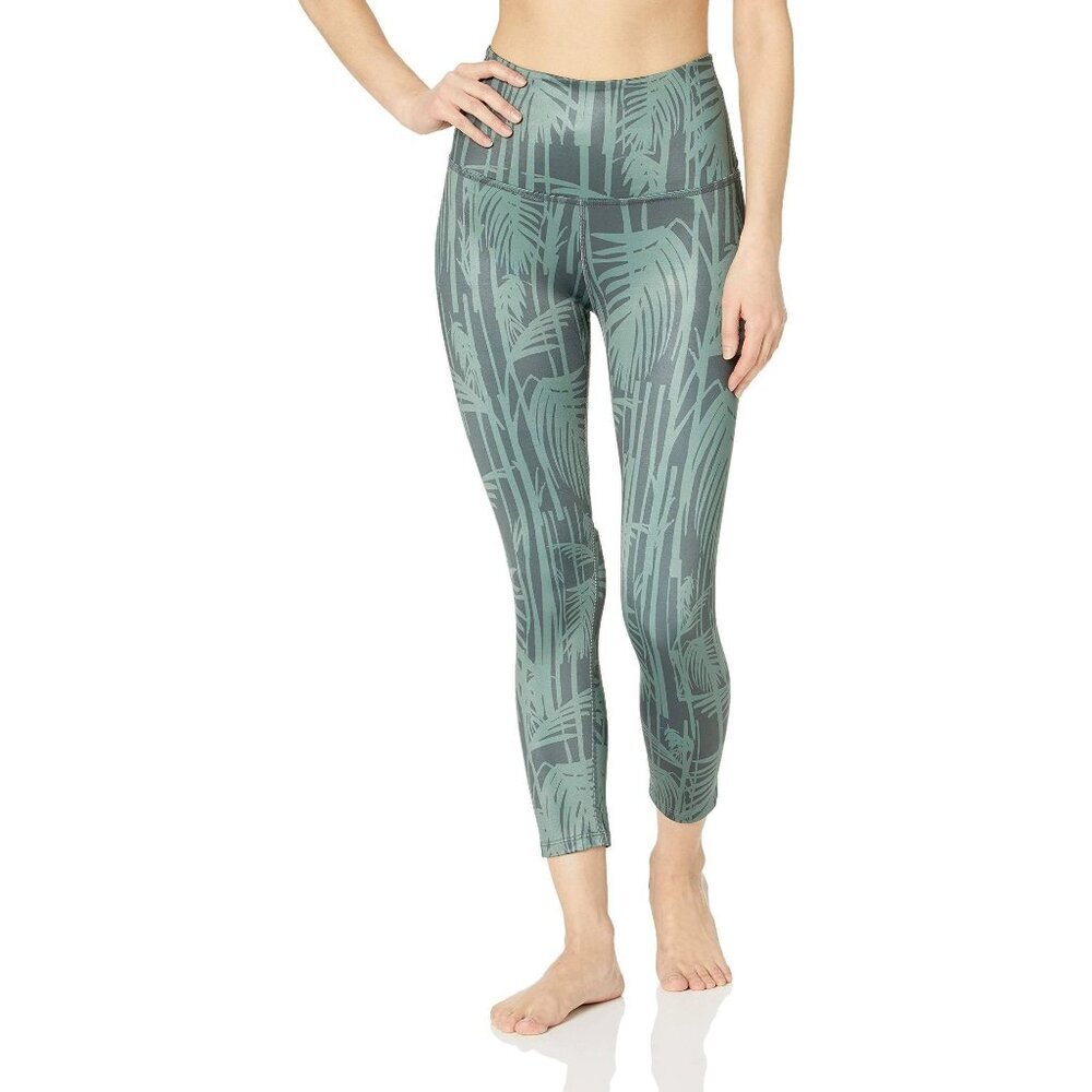 Beyond Yoga Green Greenery Leaf High Waisted Capri‎ Leggings Size M